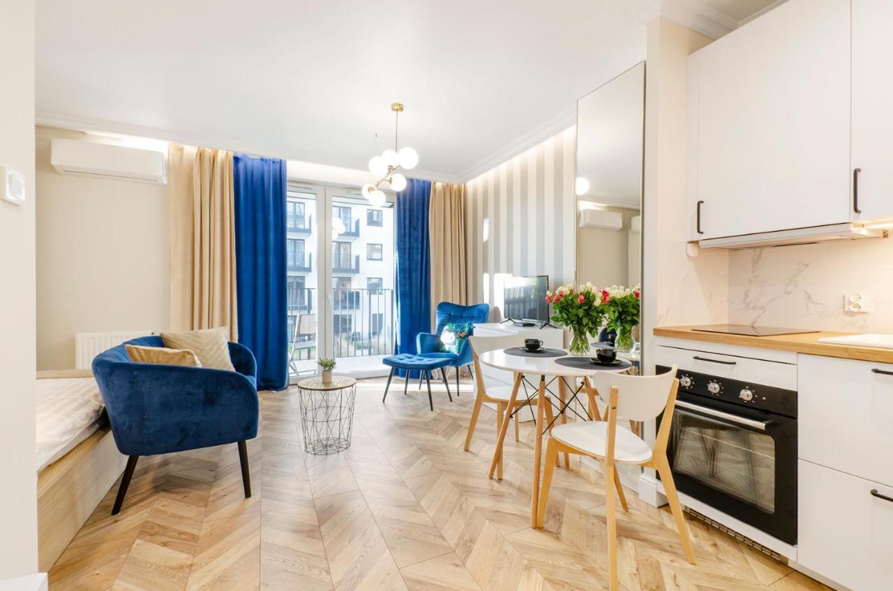 Sky Home- Blue Apartament -Manufaktura, Bezplatny Parking, Klima, Dostep Na Kod Lodź Bagian luar foto